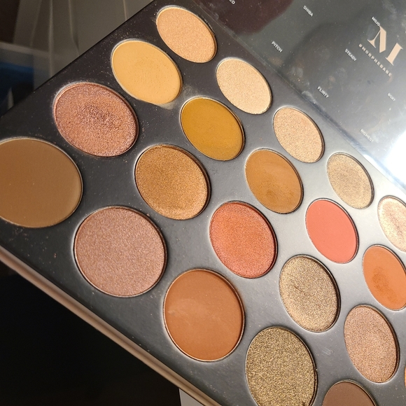 Morphe 24 G Glam Eyeshadow palette - Picture 4 of 6